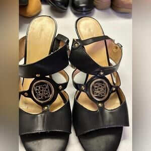 Liz Claiborne strappy leather sandals